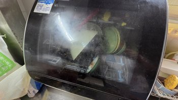 一台1997年的海尔洗碗机被激将回总部翻新：对完6条真实售后帖，十年机没配件、只能换新才是常态——老家电修还是换，先问这三个数