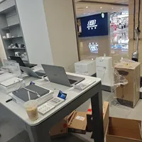 闭店样机4-6折刷屏：三包条款加了又删的9月，这轮捡漏对错就看三本账