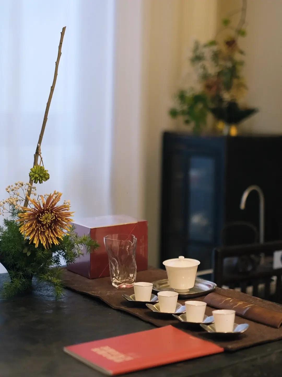 距中秋12天，茶桌的