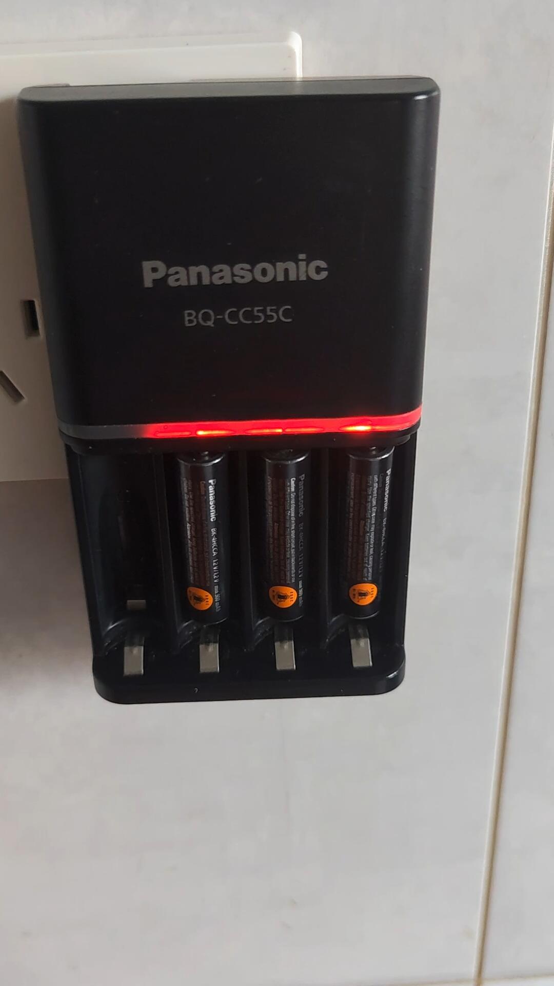 十年白皮回电比新黑皮还快:全网逐帧数秒的回电测试我翻完了,你的闪光灯要的不是容量标签那个数
