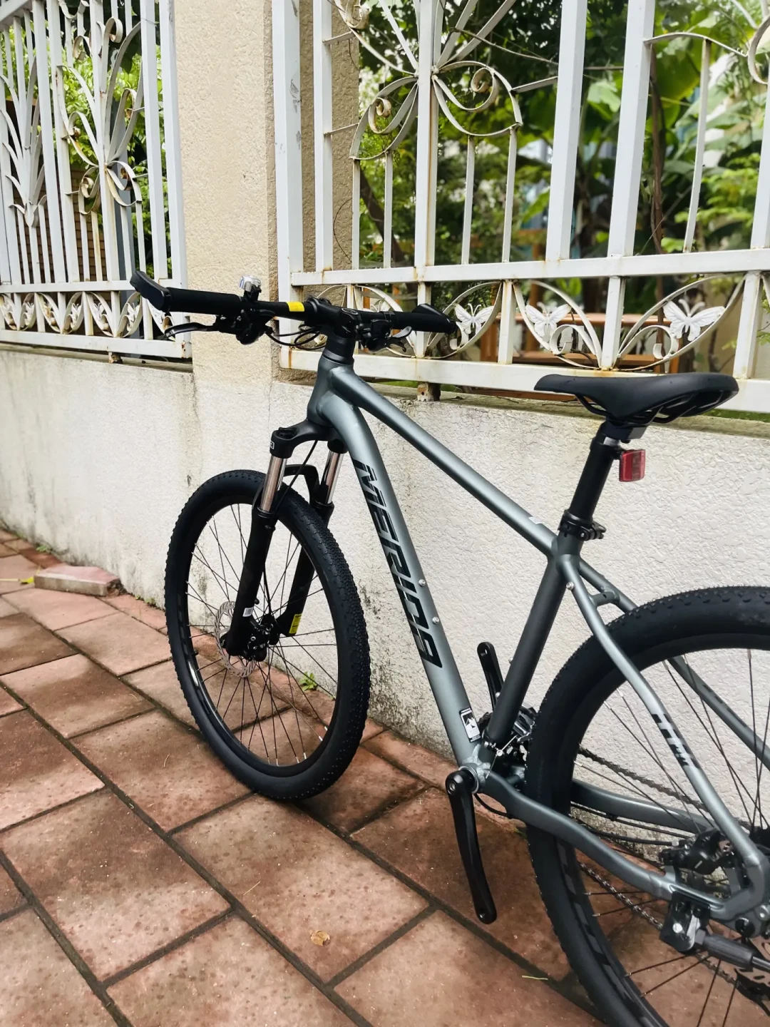 25款公爵300卖剩大码藕荷粉、27款公爵600三地报价2900到3198：美利达入门车集体