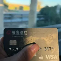 “货币转换费已免”不等于这一刷免费：国庆出境前，把境外用卡的四层成本一次算完