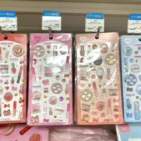 砍妹不只想卖妆了：等半个月才到的盲袋、跑两家店集齐的贴纸，这波少女心值得追吗