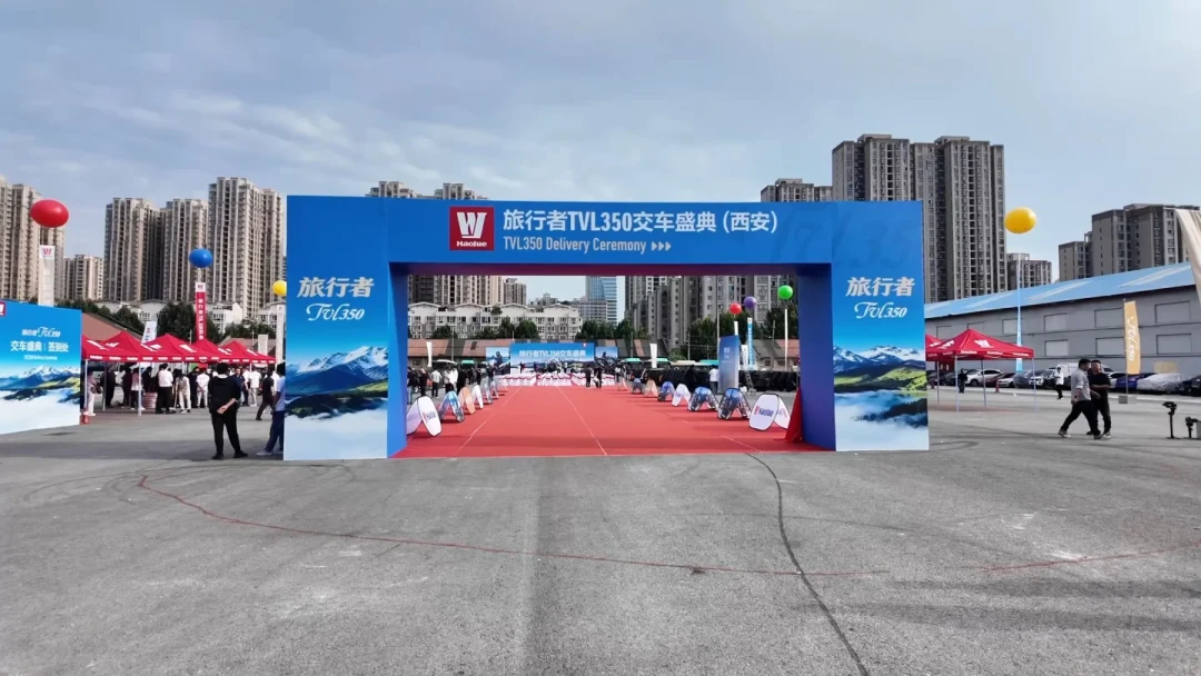 车行说“报价以当天为准,睡一觉就不一定”:摩博会还剩6天,二手车市进入“日化”模式——卖车的、买二手的、置换锁单的,三本账我先替你对完