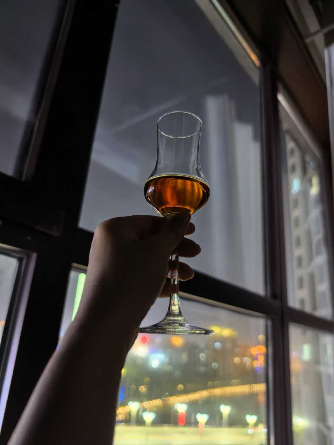 大几百上千的酒真有那么好喝?把感官实验室的“三角检验”搬到中秋后的酒桌上