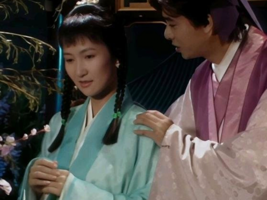 34年后全网重刷《新白娘子传奇》,这回戳中的不是白素贞:小青的「忘情」线为什么成年人越看越疼(附重刷指南)