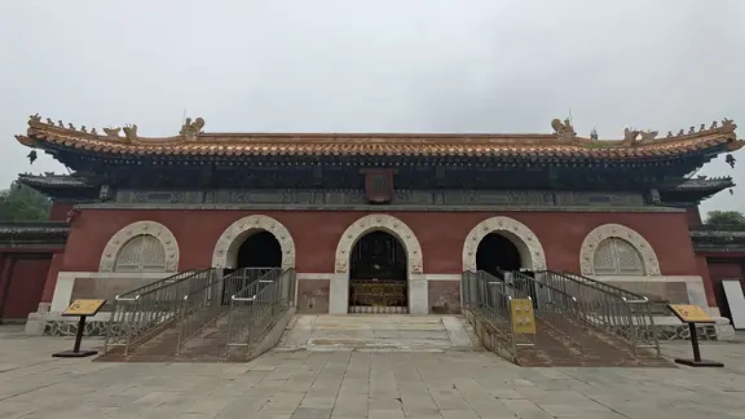 国庆去清西陵,先把门票这笔账算明白:通票108、两陵90、年卡几十块,你该选哪种?