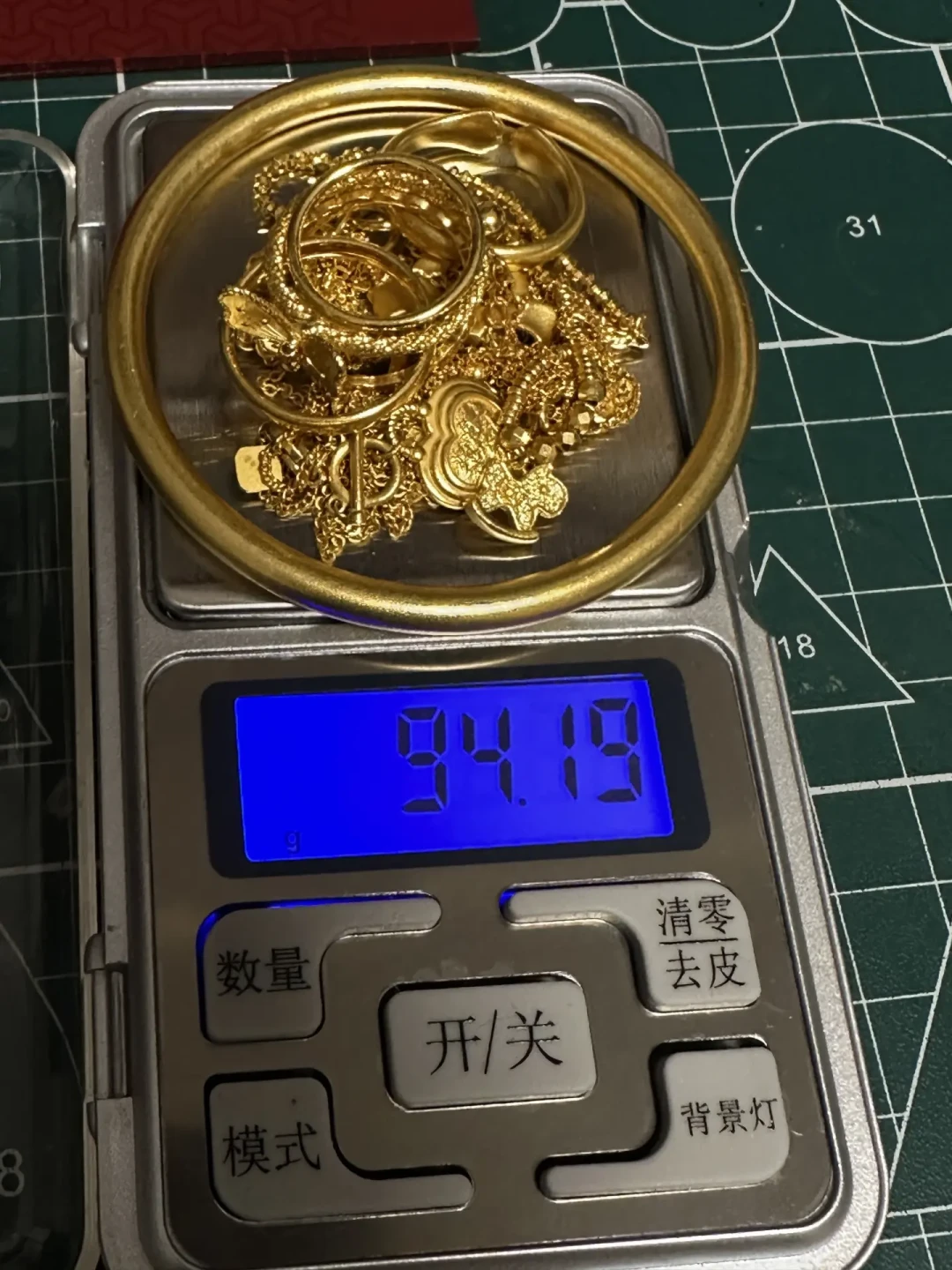 品牌金饰还要1300+一克，平台上有人650一克囤金珠：先别羡慕，问一句凭什么