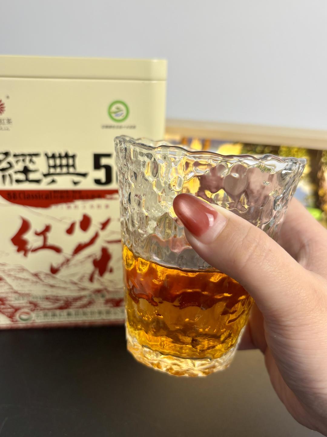 经典58罐身标着3年,茶农说18个月,官方说“那只是最佳风味期”:这个秋天囤货前,先把三笔账算完