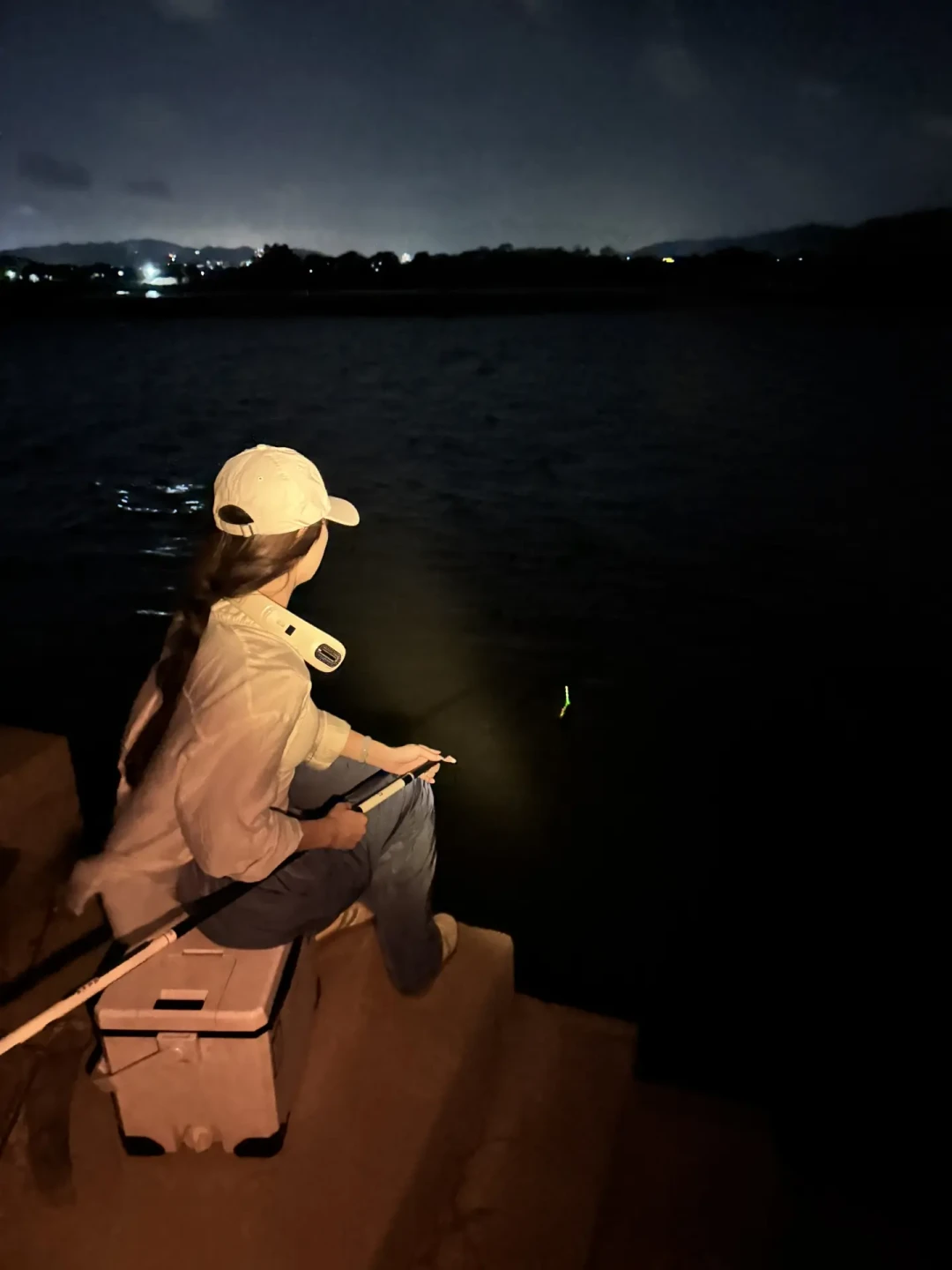 退水一米深夜口真好,一小时退一米一口没有:九月退水期的夜钓