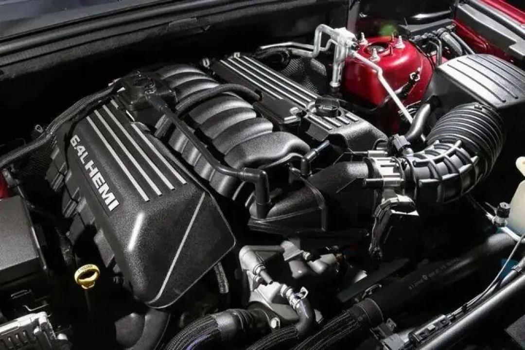 F-150召回22.3万辆:油箱可能开着开着就掉了,平行进口和中规车在国内等不来免费维修——车主先做这三件事