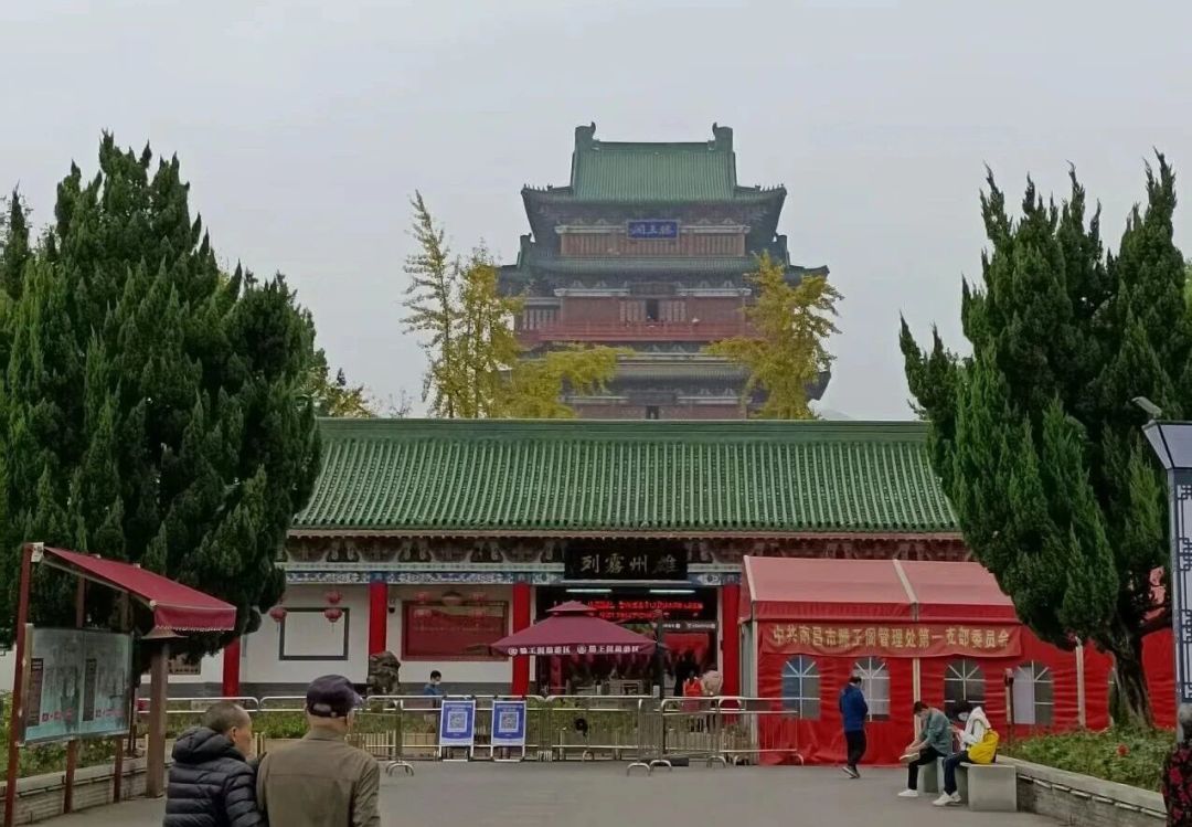 地铁站名会骗人,出口编号不会:滕王阁的