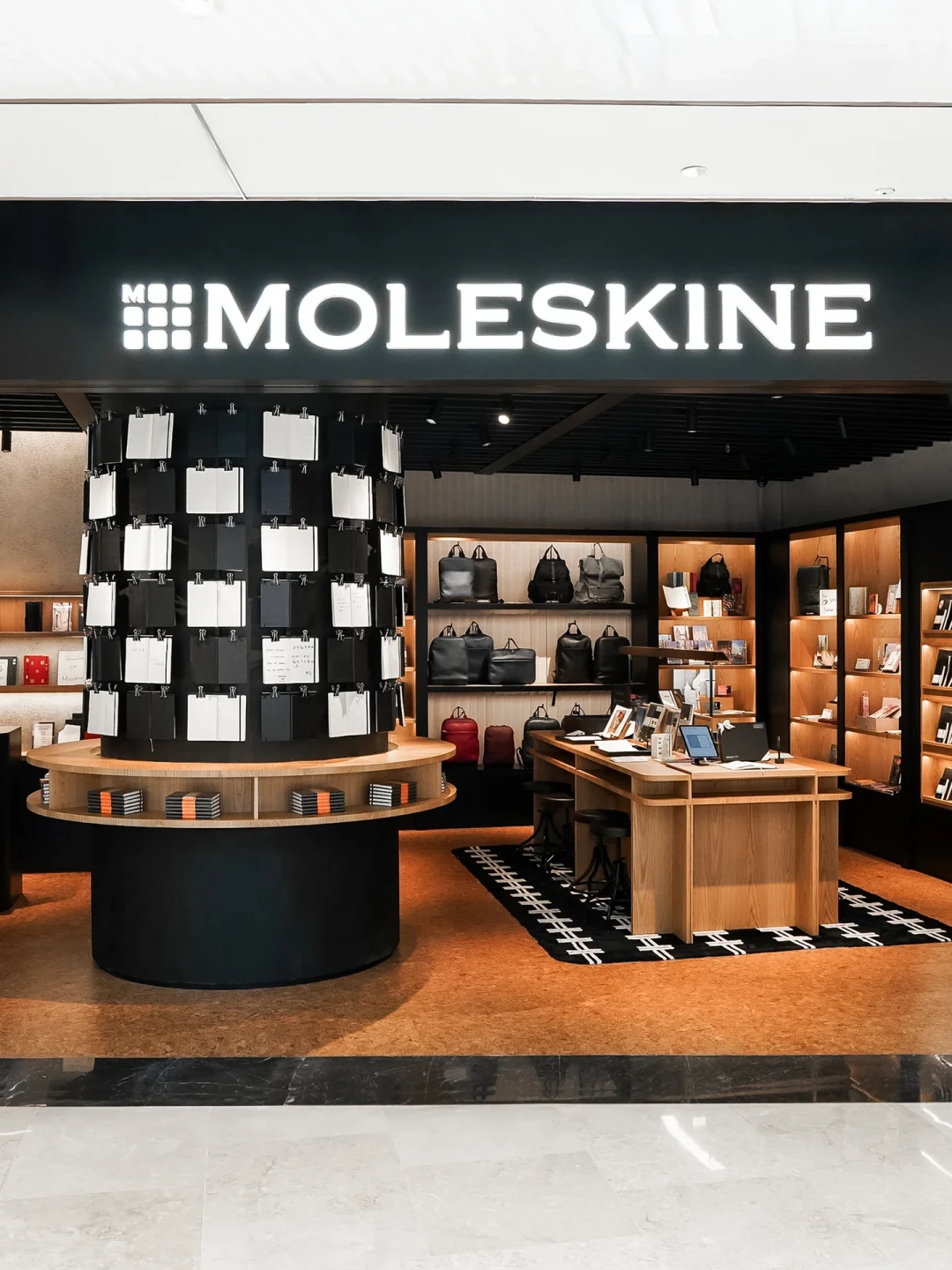 深圳关店、上海移店、北京四店跑章:我把Moleskine