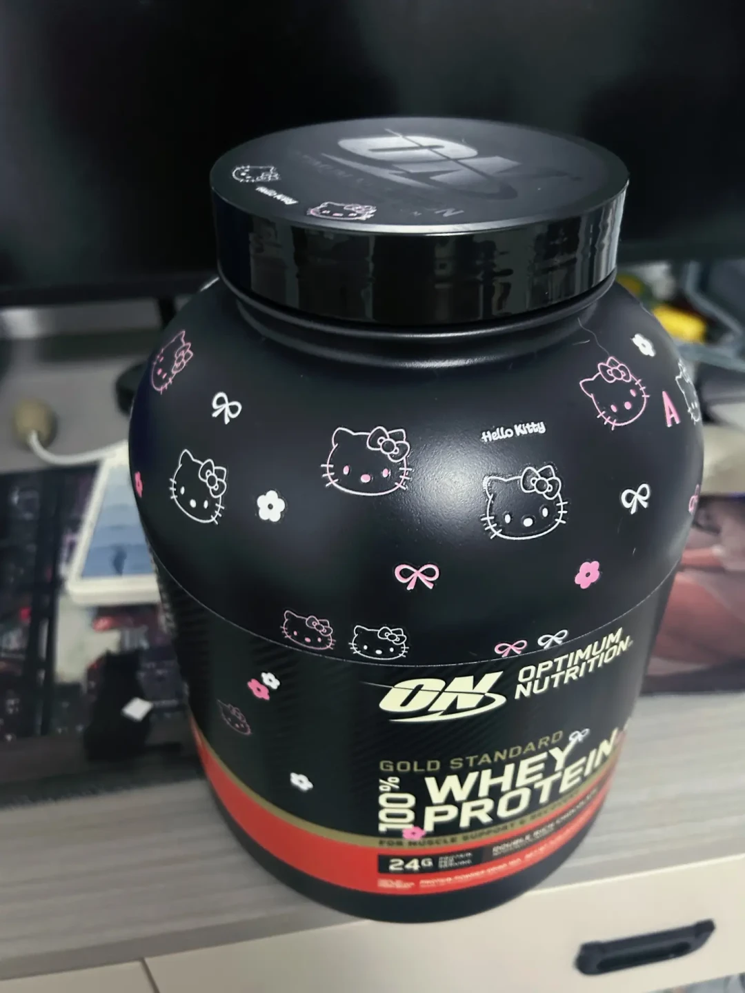 ON金标“有内封膜也是正版”的鉴别话术正在刷屏:11条一字不差的视频,出自一小时连发8条的账号