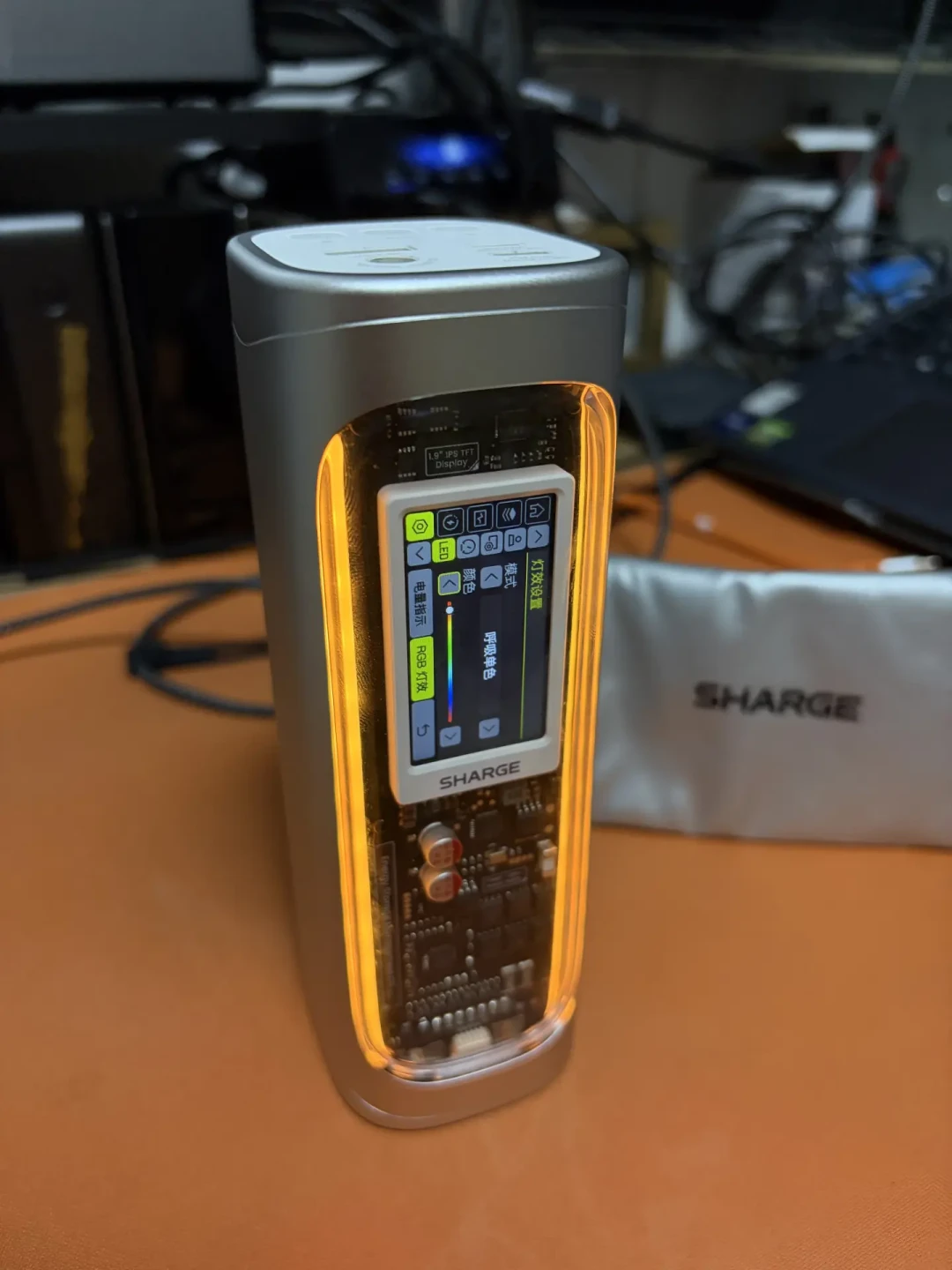 闪极Shargeek 300国内上市26天:我把官方参数表、拆解热评和新国标倒计时放一张桌上——1299元到底适合谁