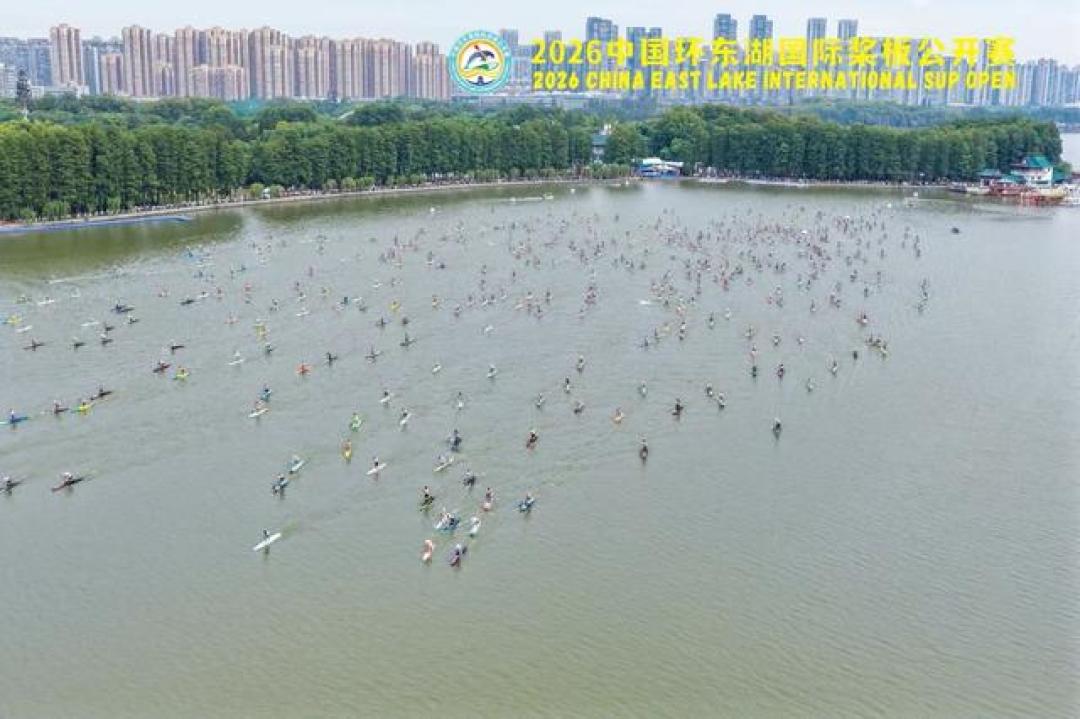 先别急着封板：9月5日还有662人在东湖比赛，秋天才是桨板“运动属性”的开始