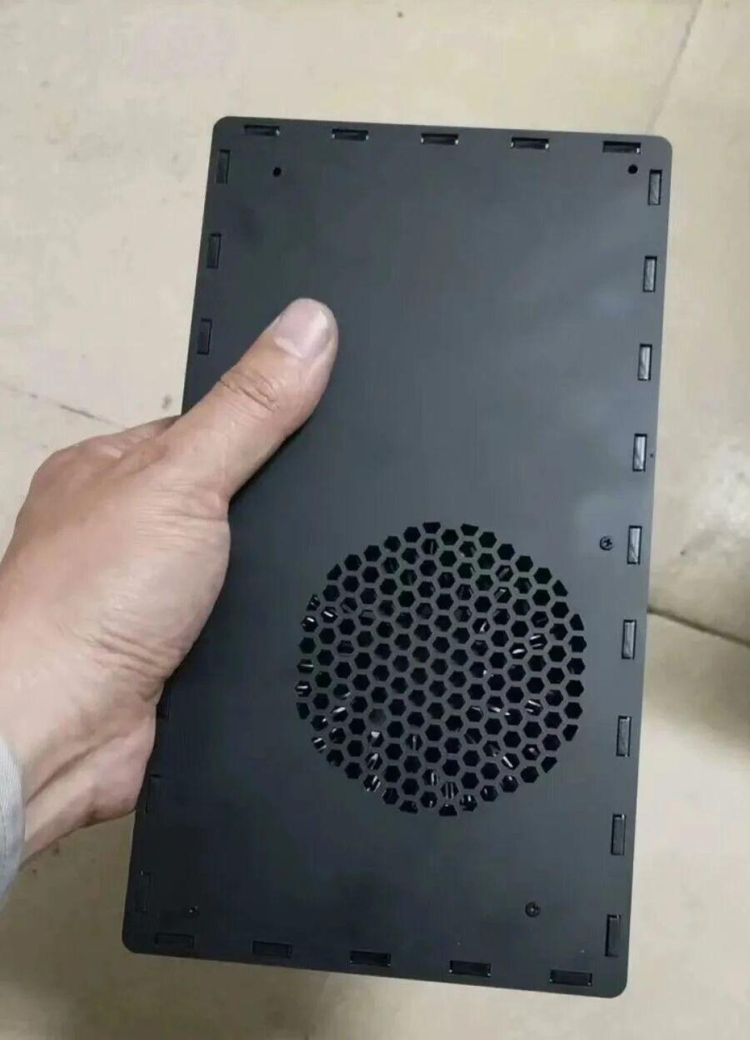 5600G涨到935后,这块一体机来的5600H板子突然刷屏:解锁54W、价格三分之二,谁该先上船?