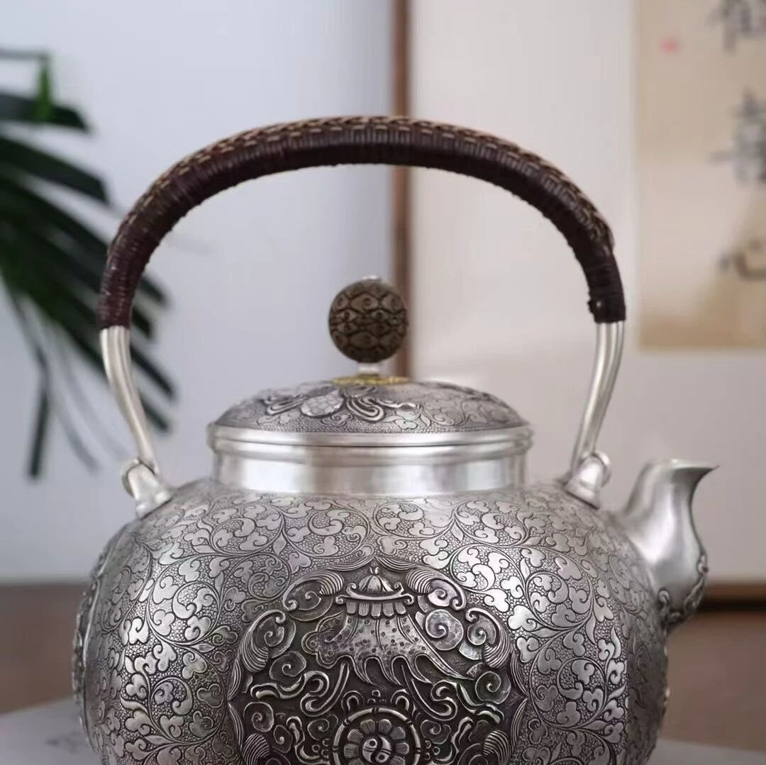 刷到錾刻视频都想试:198元的体验课和1800元/月的学徒,中间隔着5个价位的坑