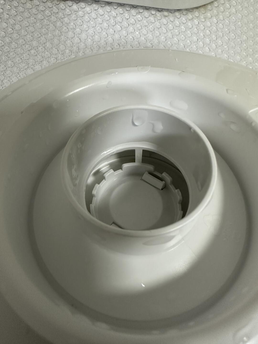 这波该开加湿器了？先别急着倒水：水垢、菌膜、黑霉是三种脏，而