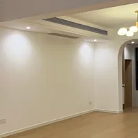 装修公司说先装门，地板商说先铺地板：装季的自装人，记住"谁后装谁收缝"这一句就够了