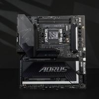 5999元主板、预售9899的5070Ti：技嘉无限雕这波四十周年溢价，哪部分是硬货，哪部分是情怀税
