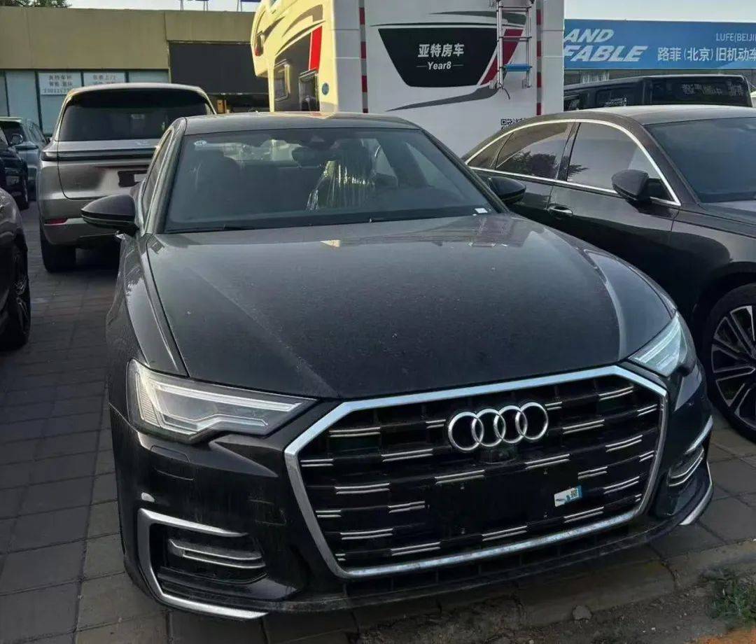 准新油车报价还停在8月的锚上:惊九买二手燃油车,先换锚、再对期、后验车