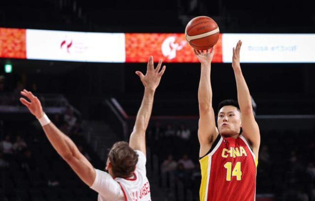 两连胜净胜84分!中国男篮大胜巴林提前锁定亚运八强