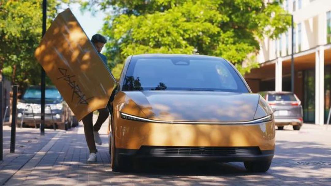 坐进无方向盘的Cybercab：深度体验马斯克AI模型