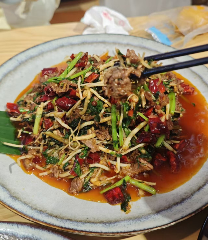 聚会餐饮