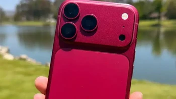 iPhone18被黄牛加价甩卖！电商却便宜900块，打个措手不及