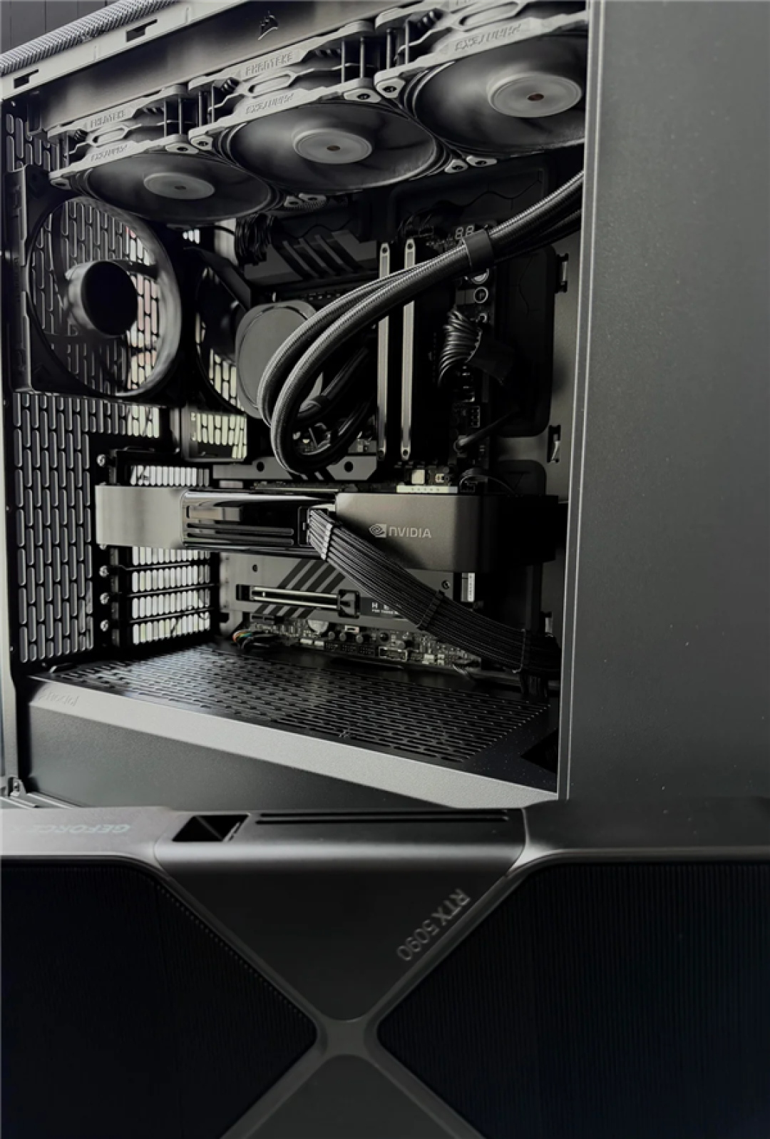 5090显存不够用了！网友怒花9万元上RTX Pro 6000：性能仅领先7%