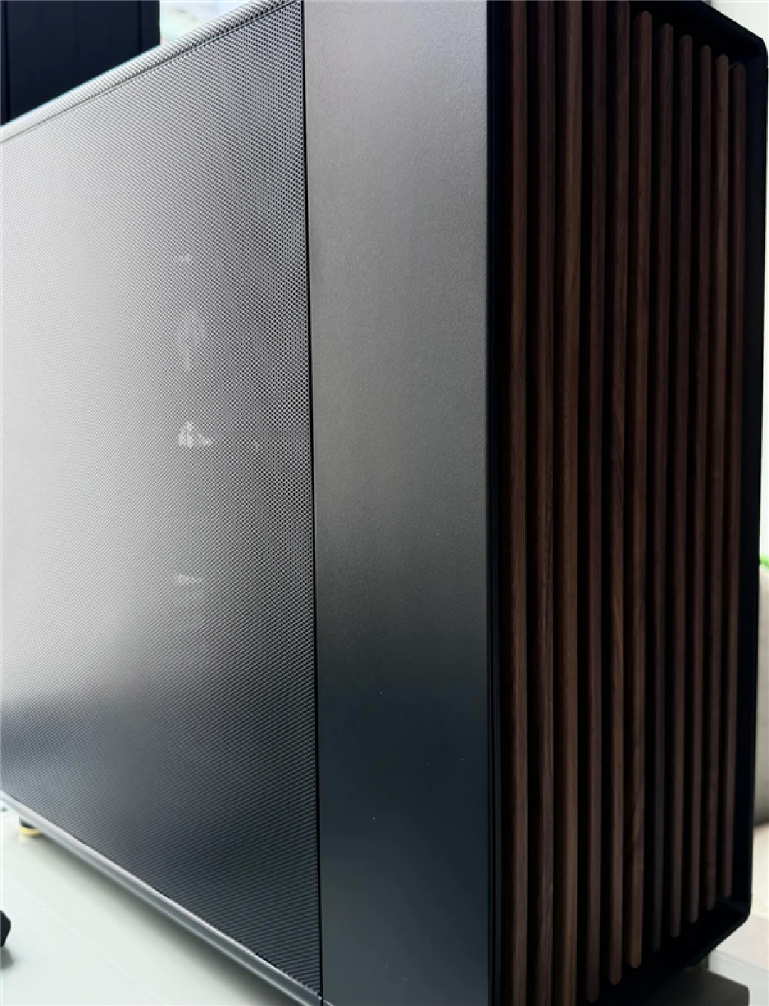 5090显存不够用了！网友怒花9万元上RTX Pro 6000：性能仅领先7%