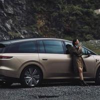 理想i9座椅180度旋转可拼2.5米大平层，9月16日发布10月交付