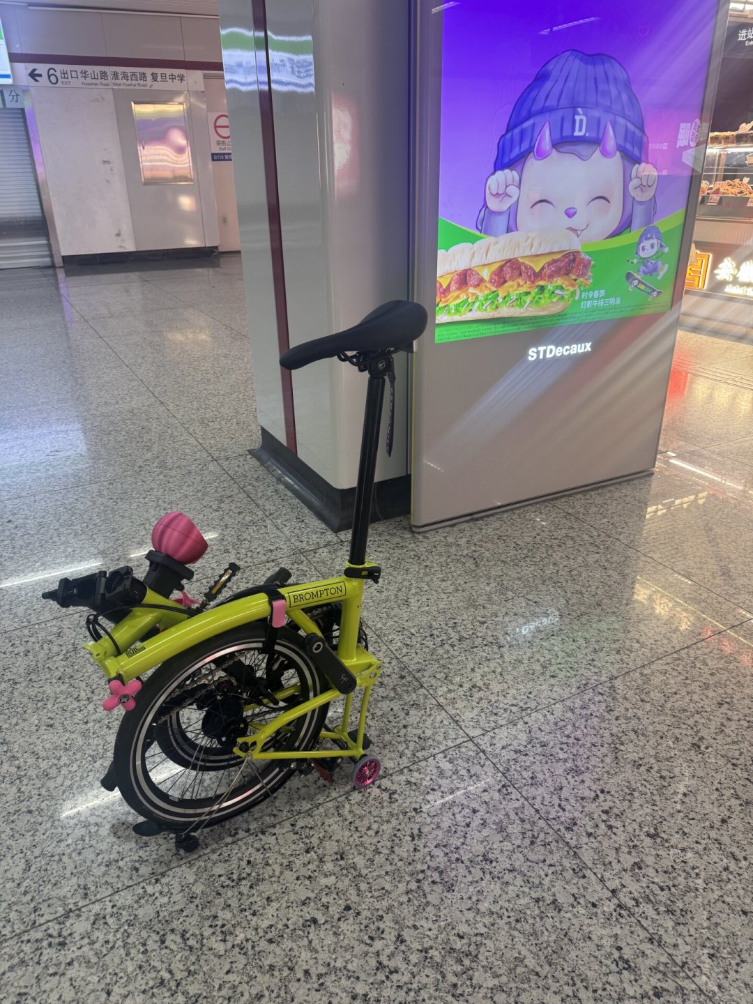 小布到底能不能进地铁?五月以来一批城市改了口径:这笔