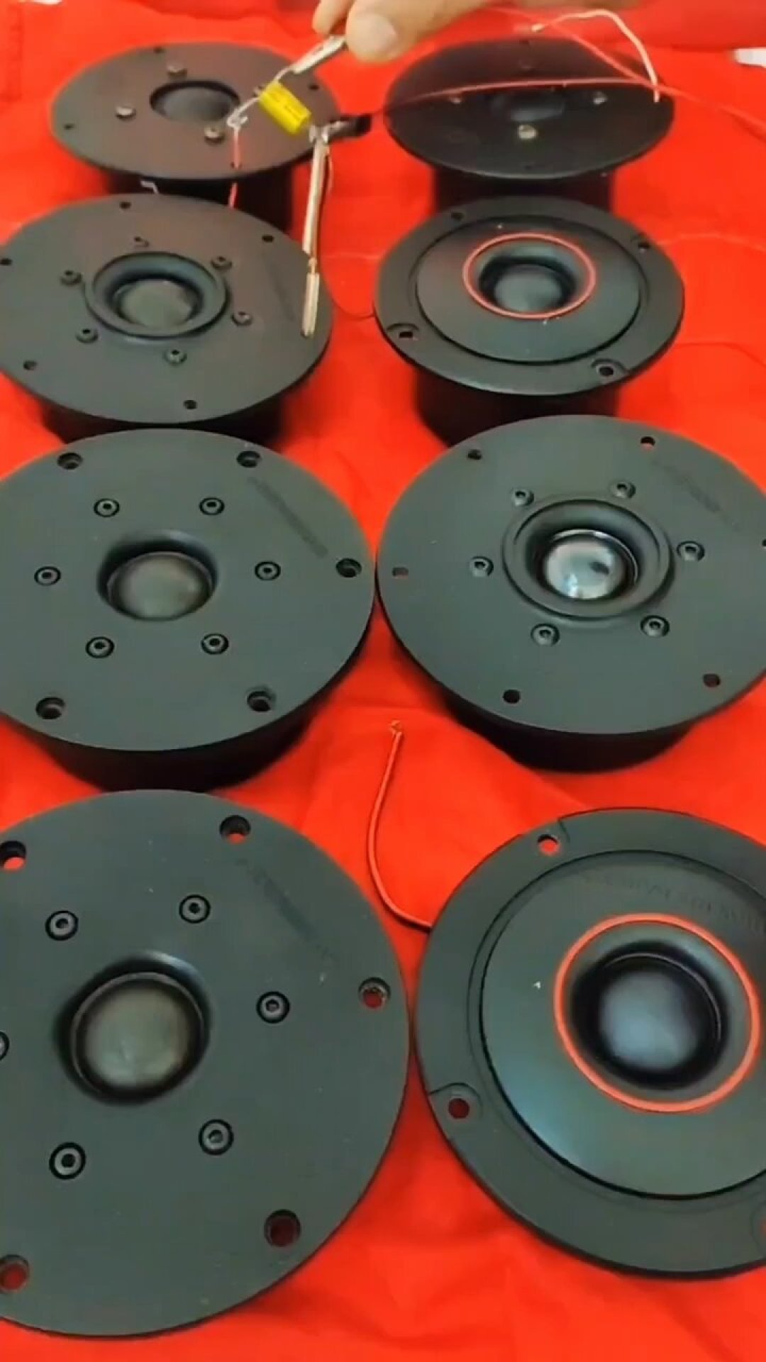 M200Neo街价一千出头、DIY3.1套件一千三:拿惠威单元自己攒箱还划不划算,我把单元价、分频账和残值账摆开了