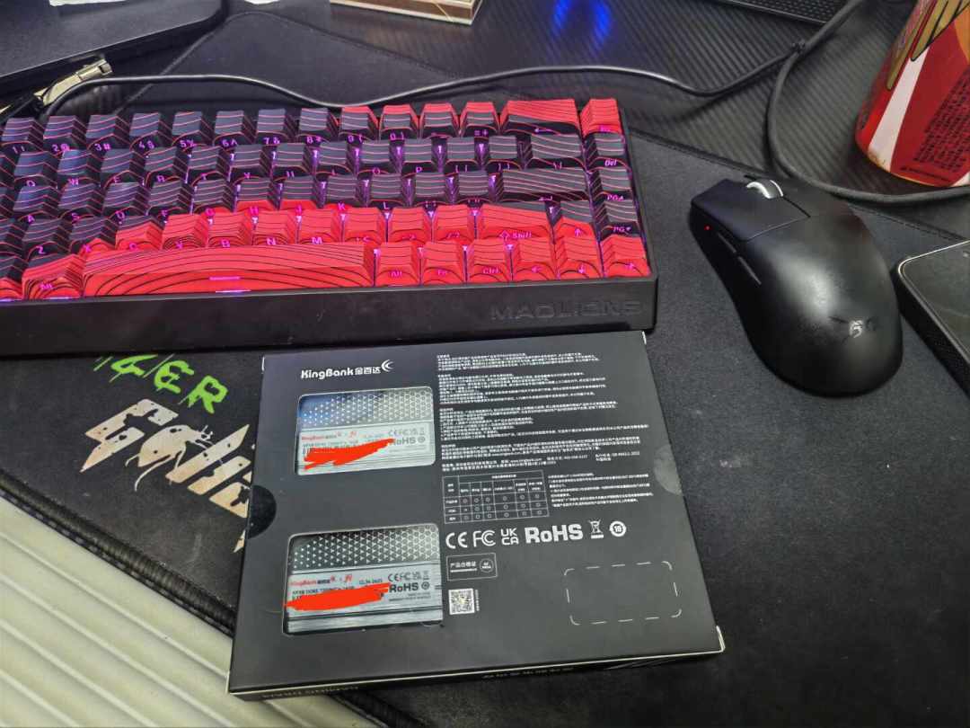 9800X3D跌破2000、板U套装一年降1000,显卡却一个月涨5700:DIY市场“褒姒”出来的CPU大跳水——三本账核完,9850X3D散片2600、9700X千元内、78X3D券前1500怎么选,内存会把省的钱吃回去,整机党/AM5升级党/等等党/旧U变现党分别给结论,附五个盯住信号
