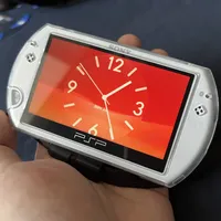 PSP3爆料续航3-5小时：被炒到600块的PSPgo，早被魔改党修成了另一台机器