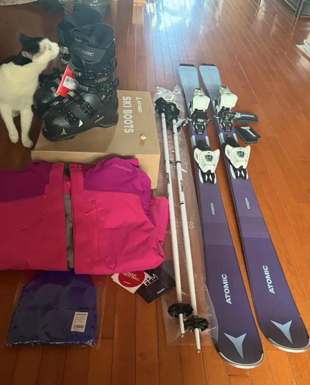 滑雪第一季的贴身层,先别急着下单:把554的icebreaker、386的国产套装和43块的化纤放在一起看