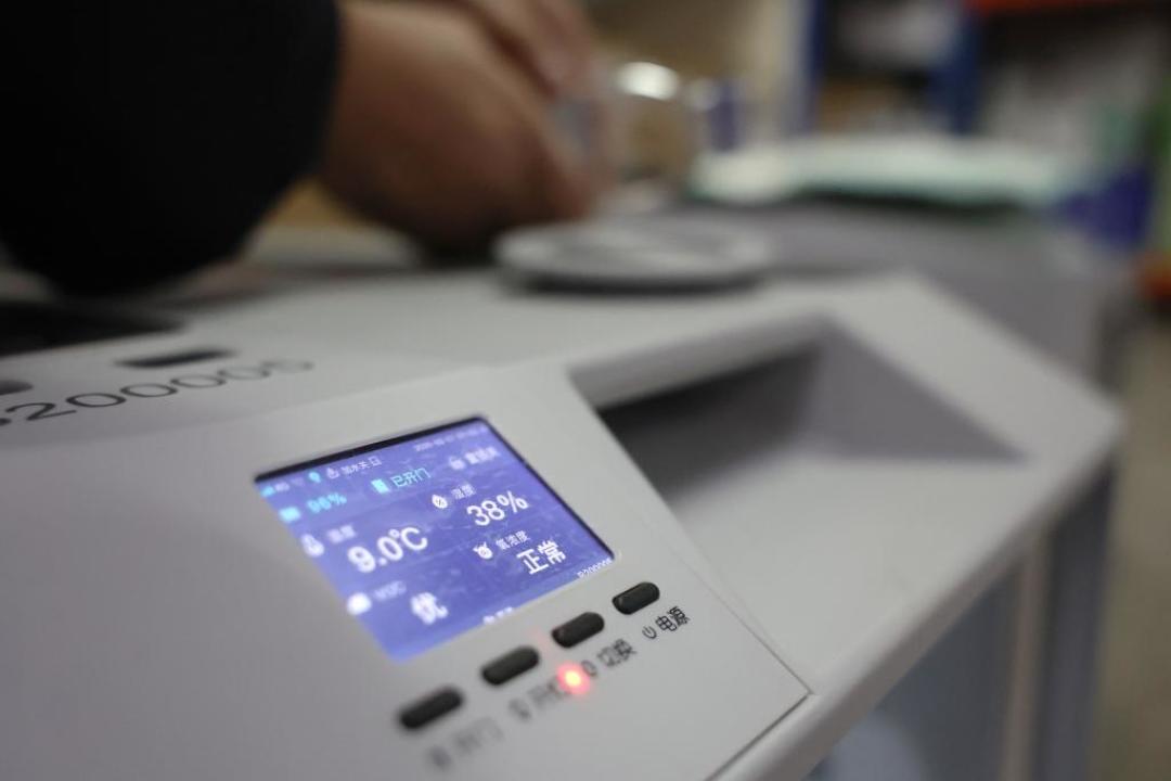 爱宠行扩到163站364趟:双节毛孩子返乡票开抢,先量三条线、分清两种「宠」、对一本日历、接受一份排除清单