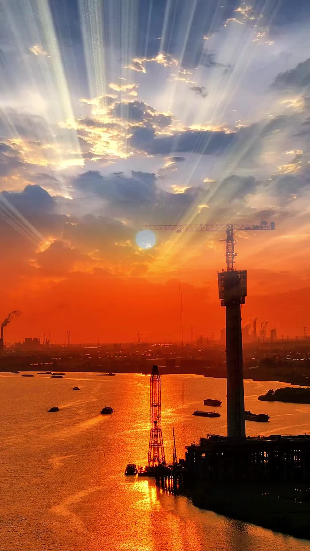 中秋晚会落地淮南倒计时11天：文案把“海上”改“淮上”，“月涌大江流”的大江不是淮河，《淮南子》三个“最早”各有口径——播出、舞美保留免费开放、走月摸秋，能核的我们都核了一遍