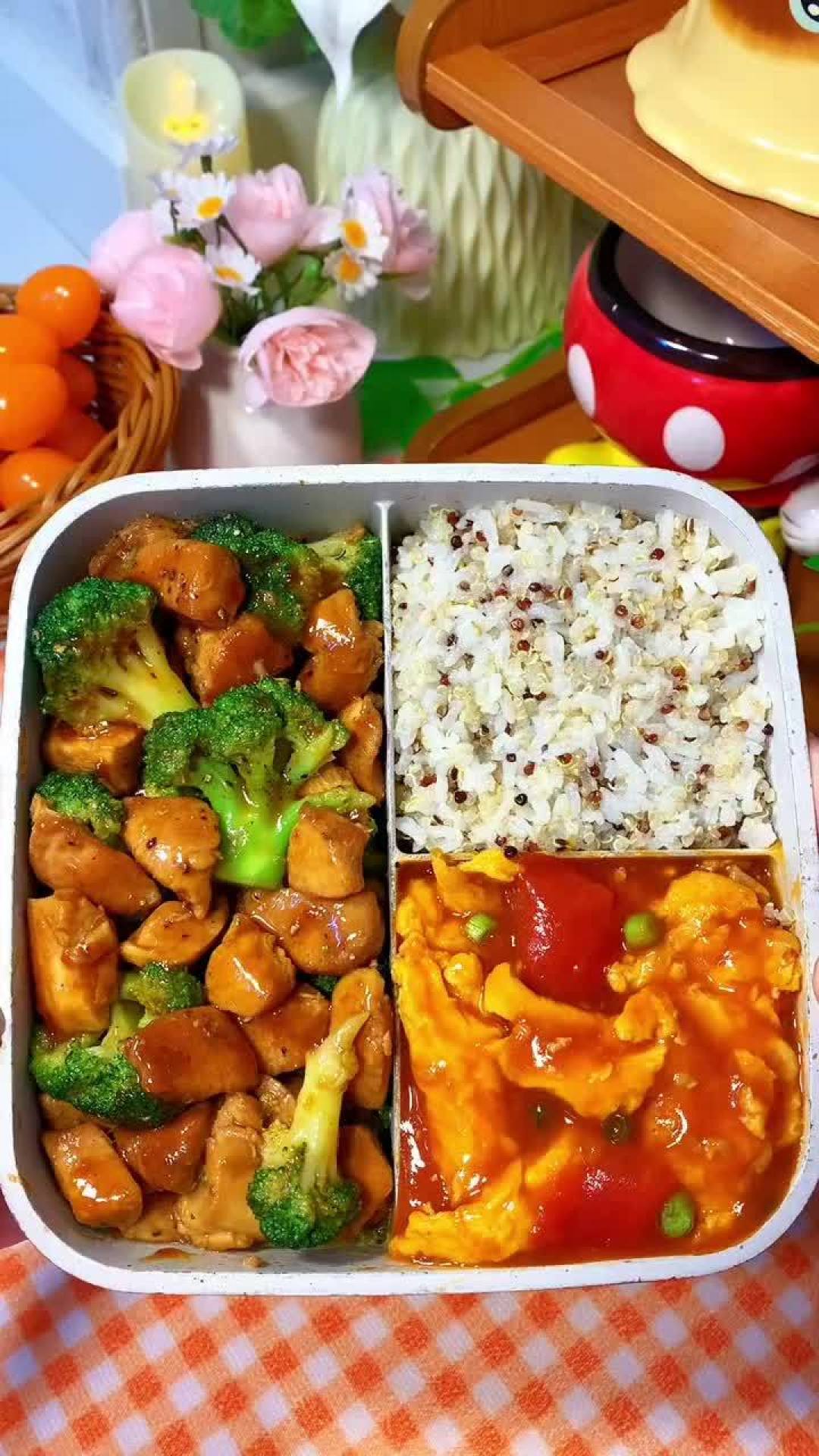 九月全网都在带饭：我给减脂备餐对了四笔账——一顿省下的10块是真的，亚硝酸盐的吓人说法是假的，但这四类菜真不建议提前做