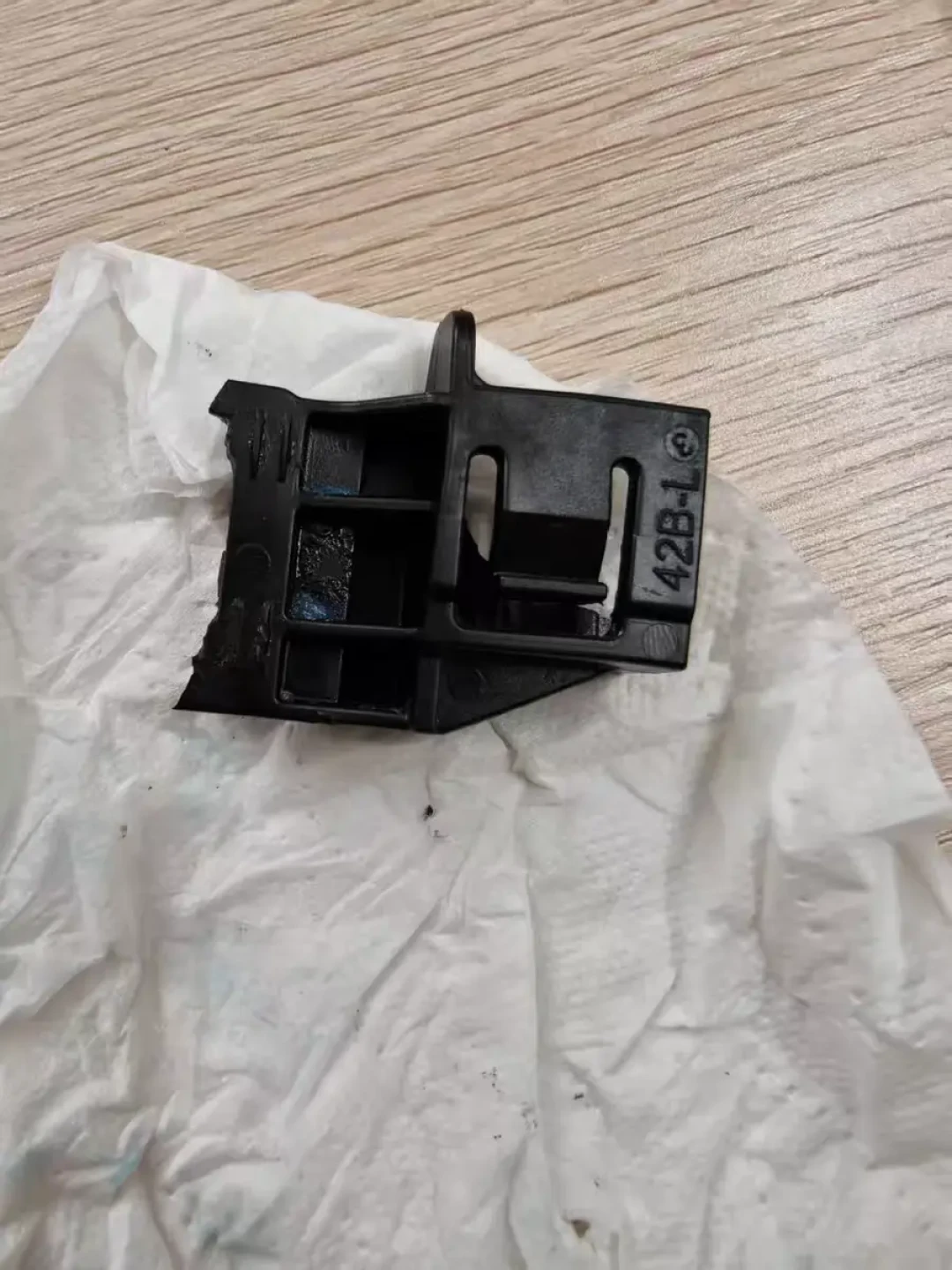 皓影的天窗卡扣9月集体断裂:9条新投诉全是21款,别急着付4S的4000元,先把延保、报价、复断这三本账对完