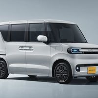 “日本人拆解比亚迪海獭”视频冲到7.7万播放，先被打假的是视频本身：MarkLines的逆向研发生意，比“越拆越蒙”值得算账