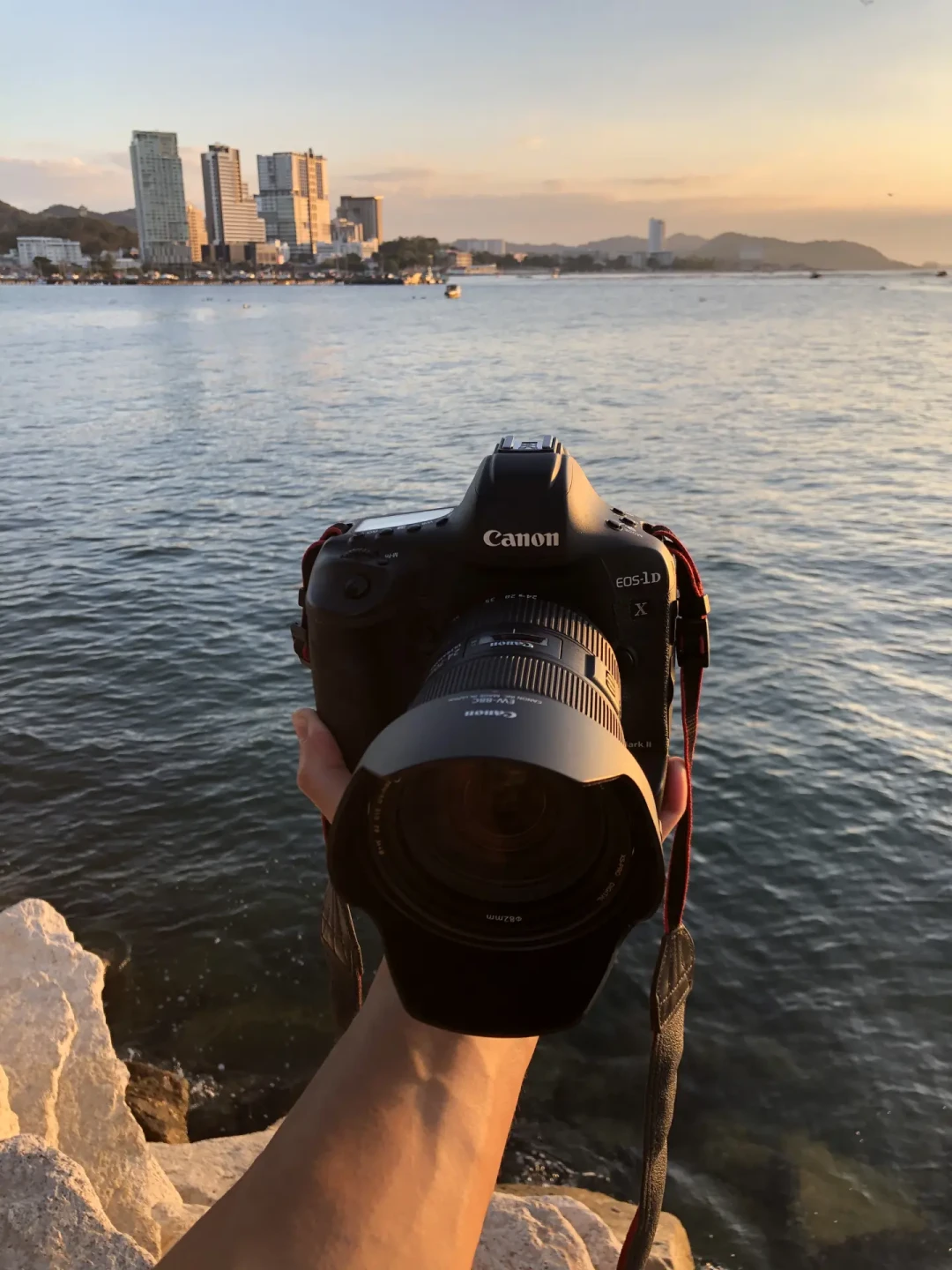 单反画上休止符,但先别把自己的写成