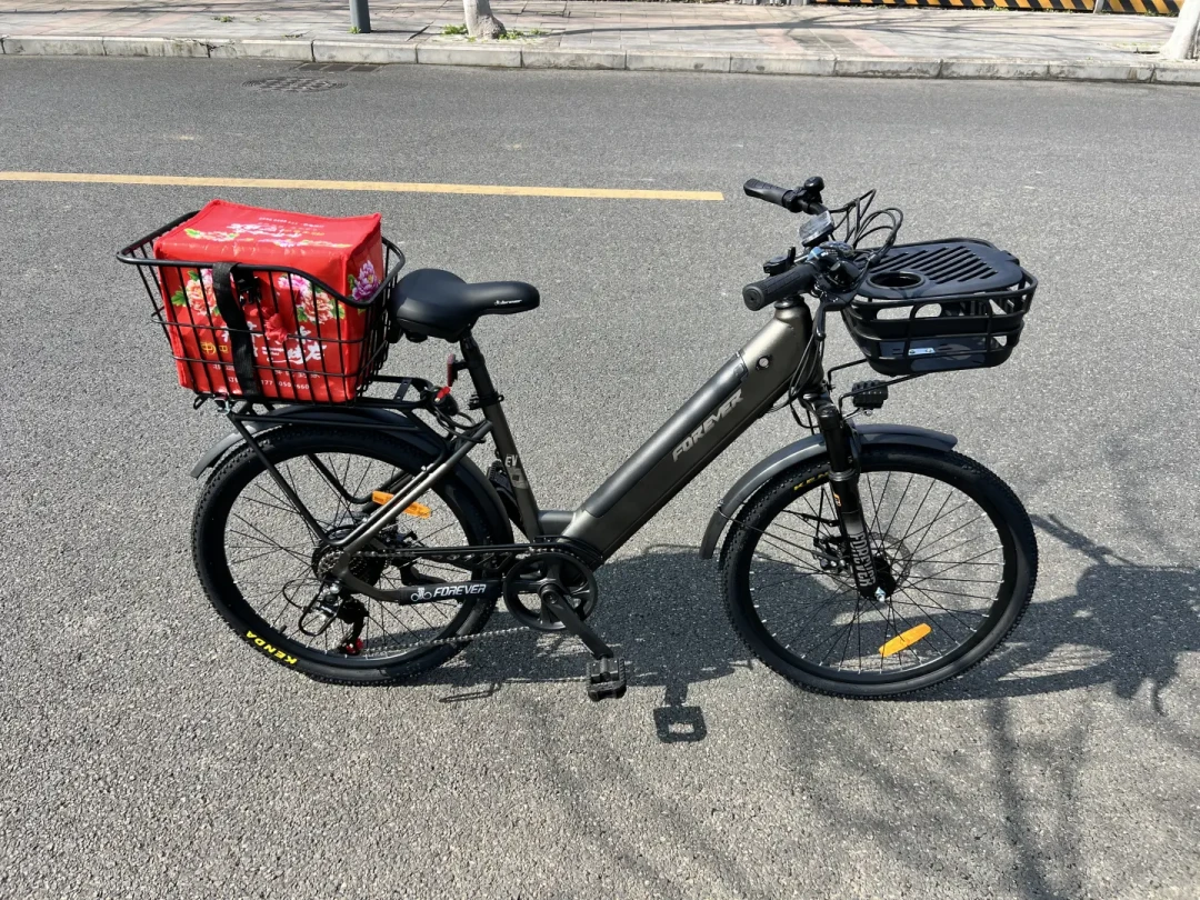 你买的“电助力”可能是一辆带脚蹬的电动车:三重身份、一道及格线、一只没人说的电池