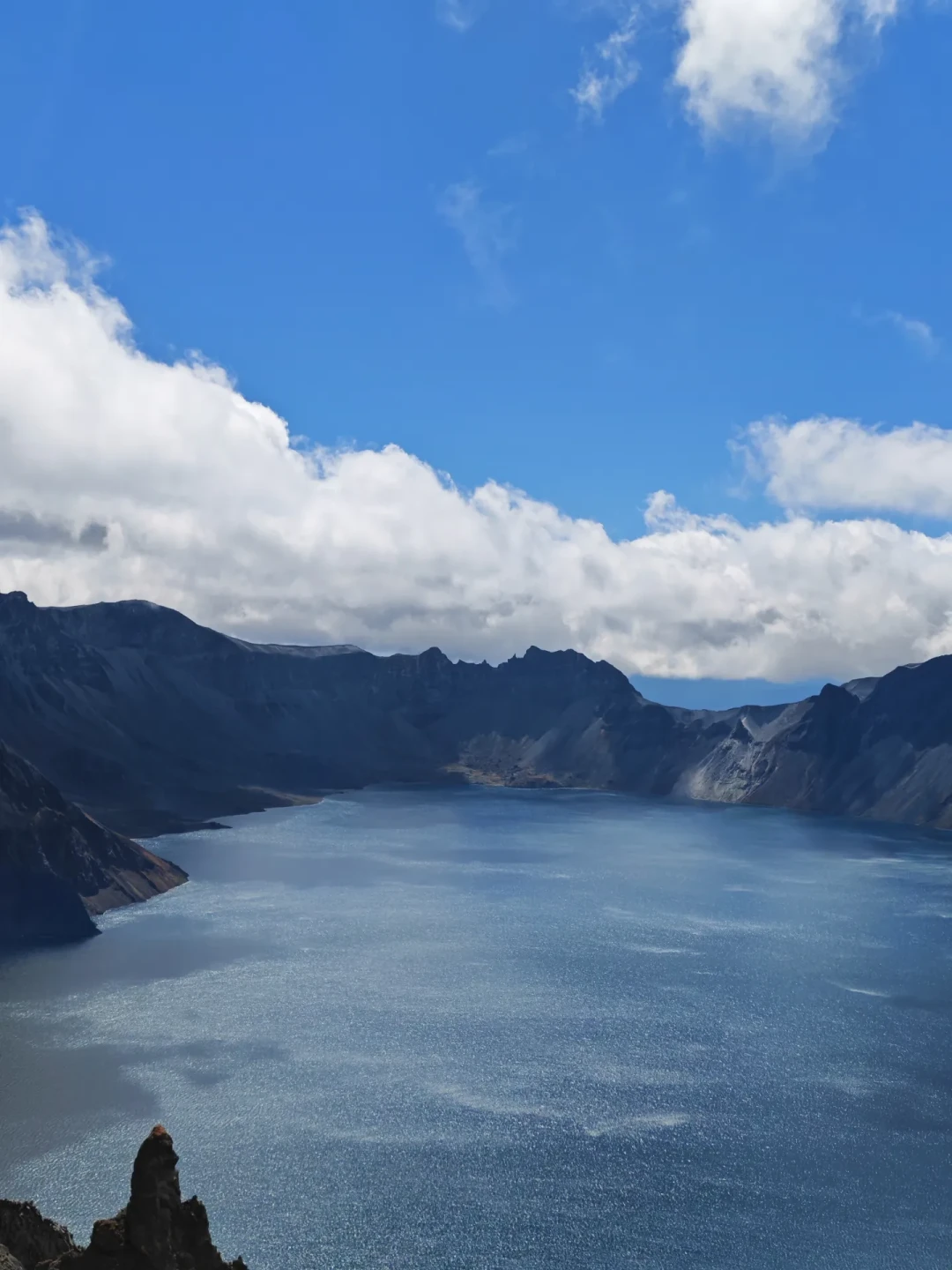 今年国庆长白山,抢票从9月18号晚上6点开始:北坡那25块能退、西坡有余票、南坡买了进不去