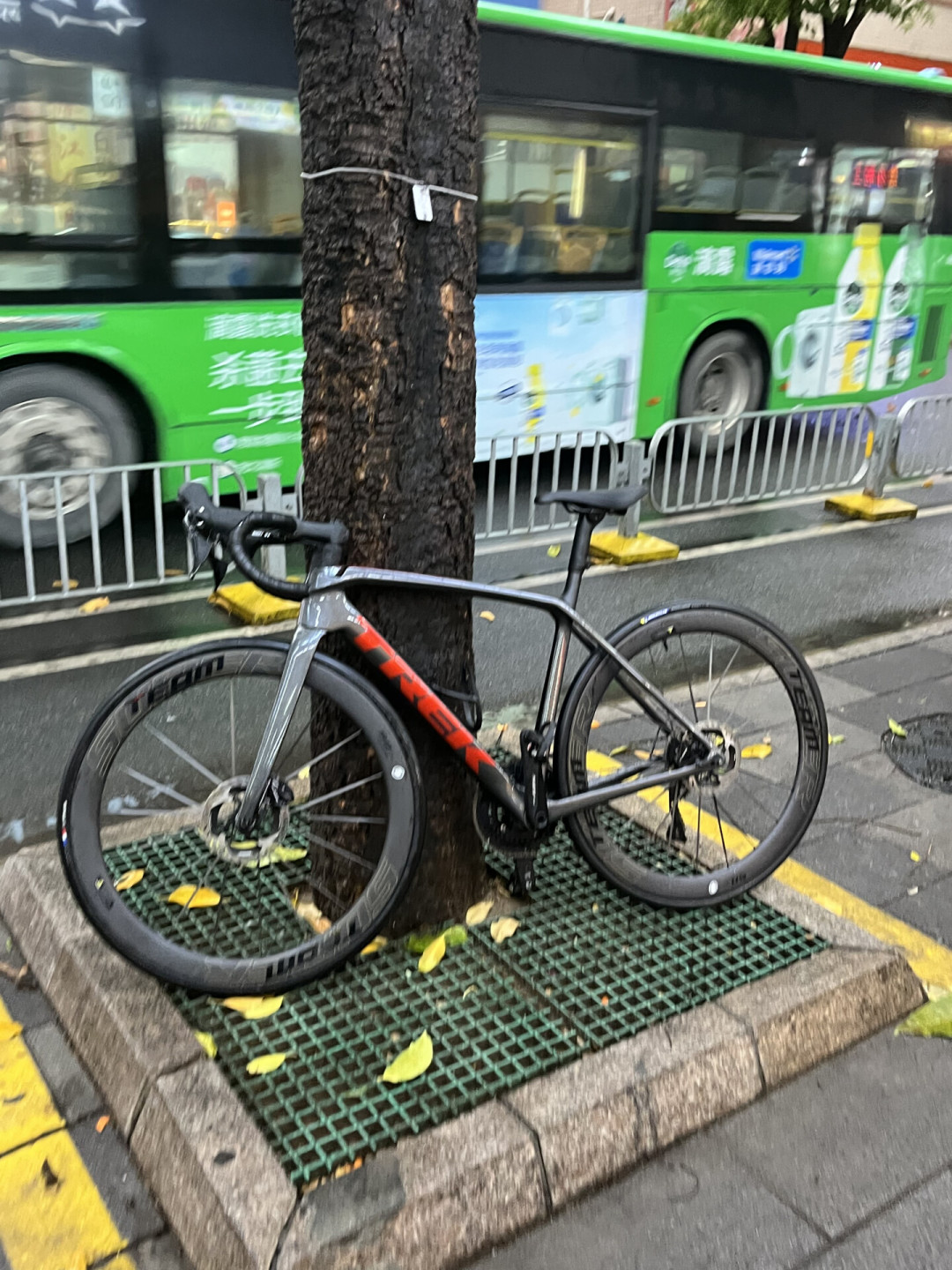 崔克把Emonda砍了之后：门店挂出11800的