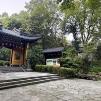 手串断了怎么办？愿望成了怎么还？灵隐免票后第一个“还愿季”，回寺前先把下半场看完