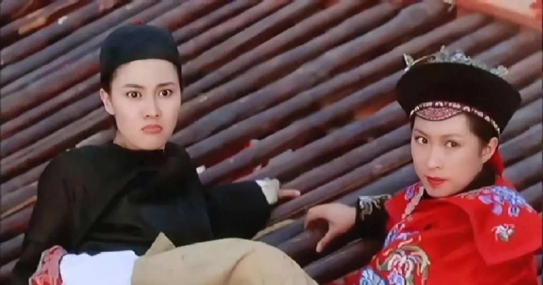 方世玉“两部之争”又刷屏小红书:郭蔼明赢了颜值票,李嘉欣赢了眼泪