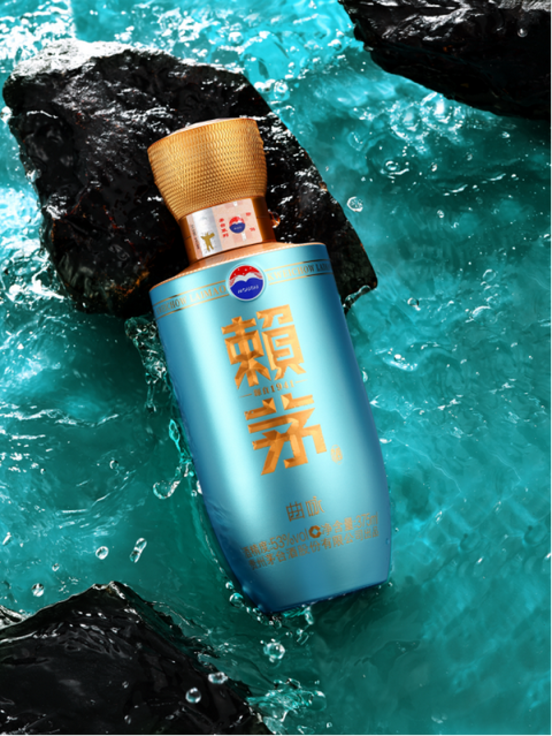 中秋饭桌上那瓶传承蓝，别开瓶就闷：第一口和第三口的差距，多在“怎么倒”上
